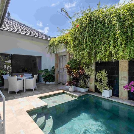 Charming, Villa Sofie - Central Sanur With Refreshing Pool Dış mekan fotoğraf