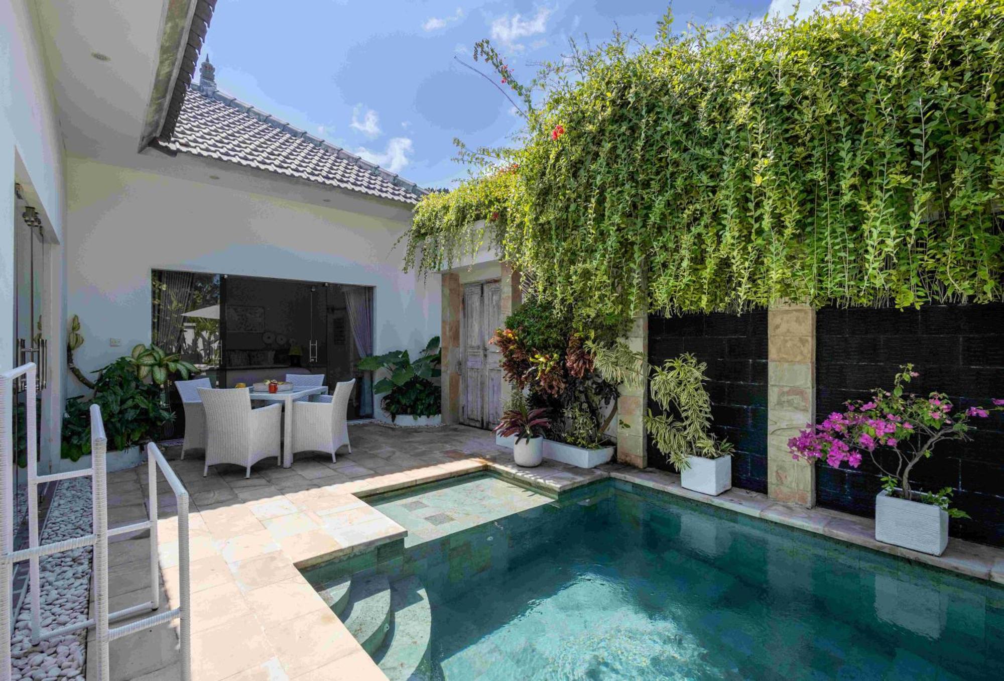 Charming, Villa Sofie - Central Sanur With Refreshing Pool Dış mekan fotoğraf